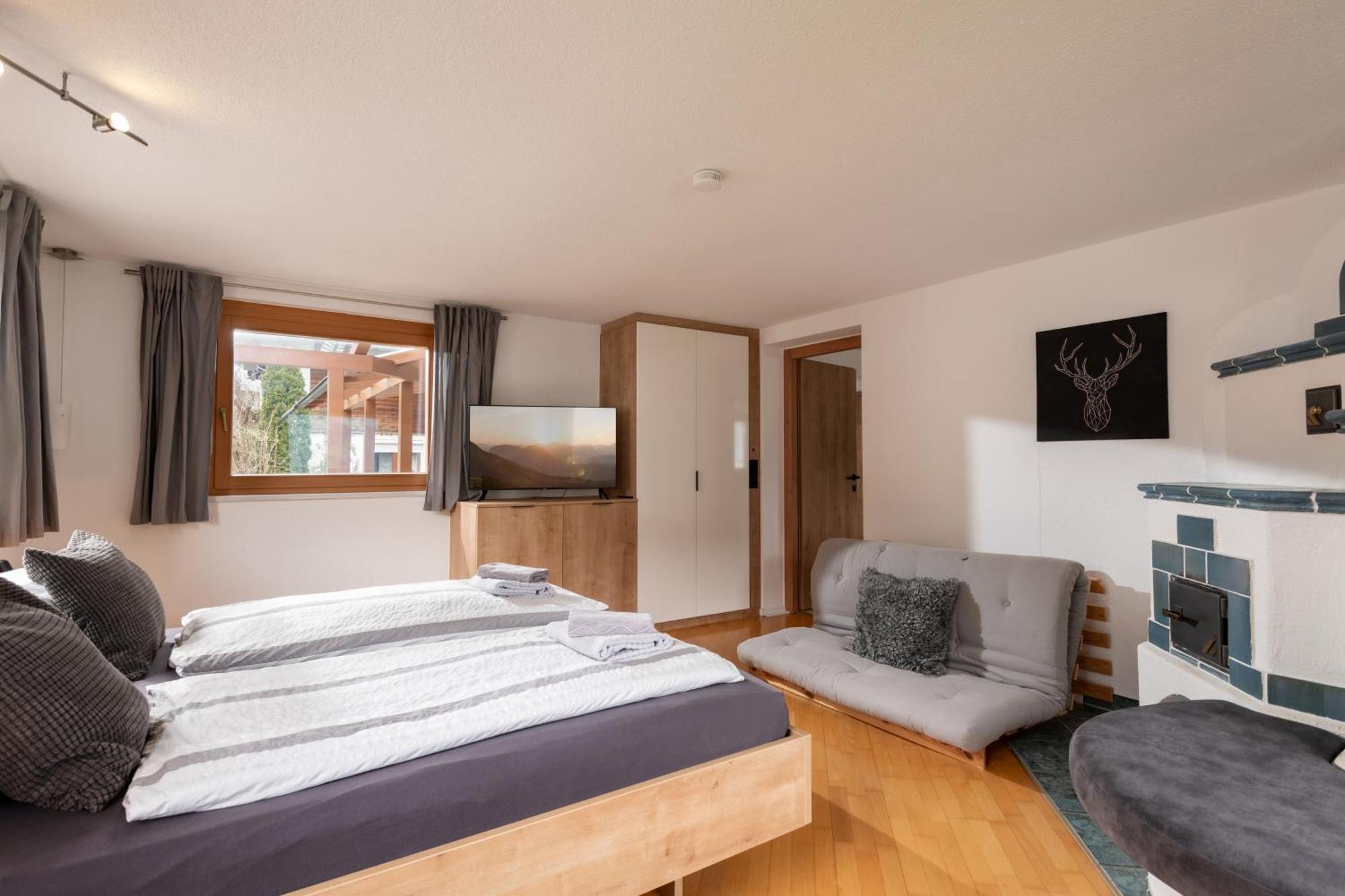 Apartments Gondelspass Fuegen Exterior photo